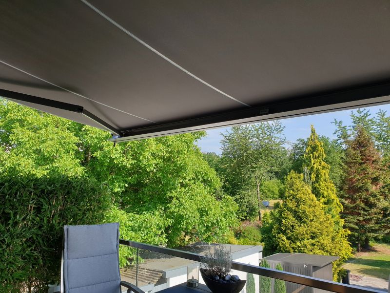 Retractable Awning Replacement in Santa Rosa, CA